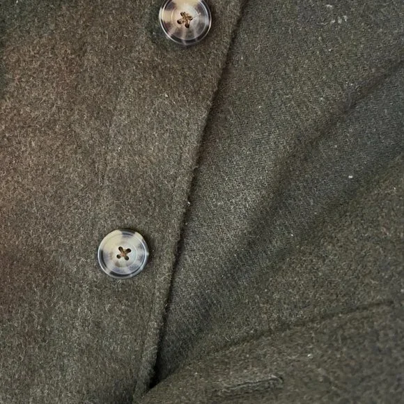 Shacket - Picture 6 of 6